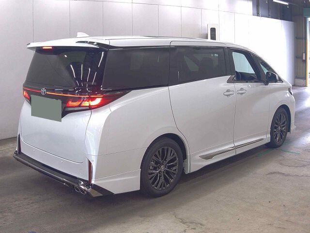 2025 Toyota Vellfire Z Premier auction photo 5