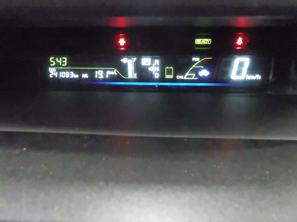 2013 Toyota Prius Alpha S auction photo 10