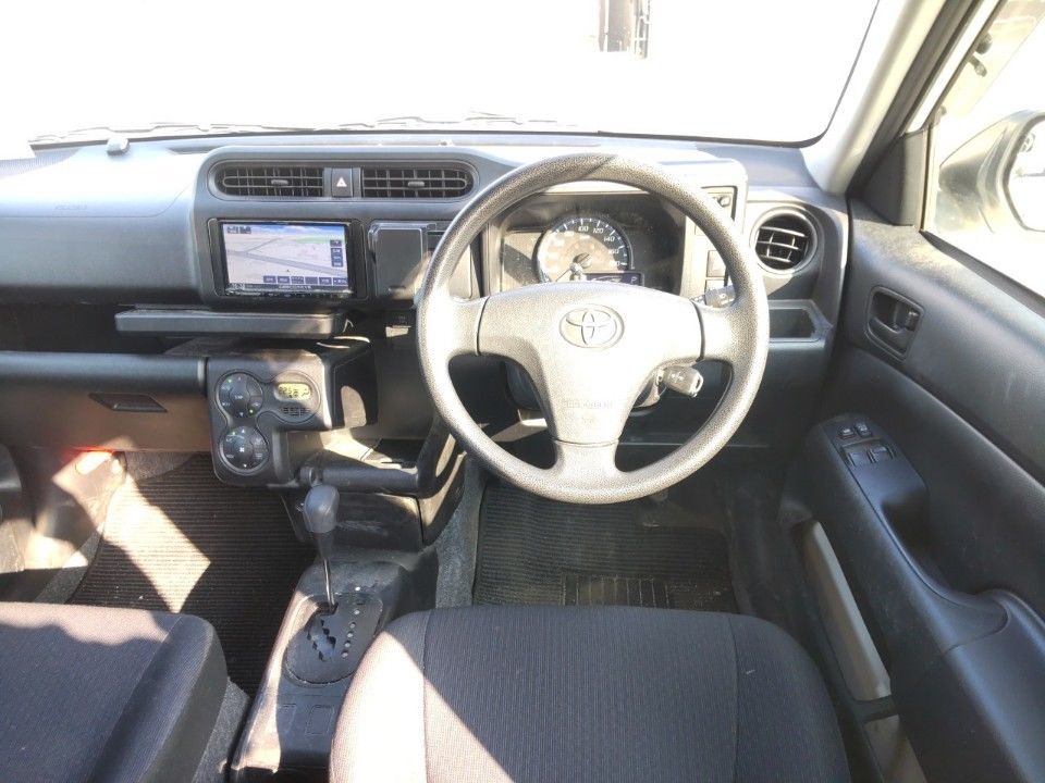 2022 Toyota Probox auction photo 3