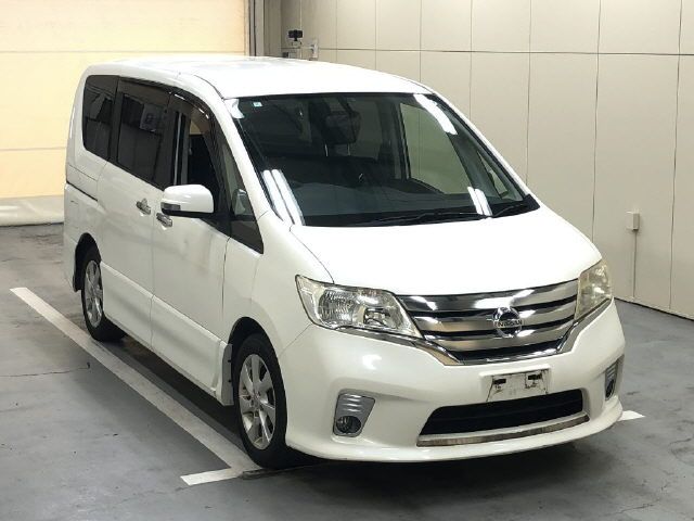 2012 Nissan Serena Highway Star V Selection Japan auction vehicle