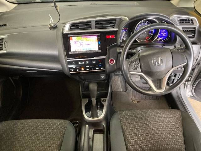 2017 Honda Fit 13G・Fパッケージあんしん auction photo 2