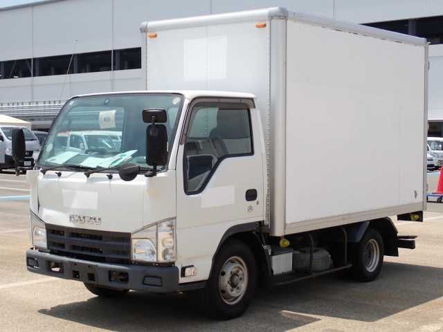 Japan Auction Vehicles 18 2010 Isuzu Elf 1.5T ドライバン auction photo