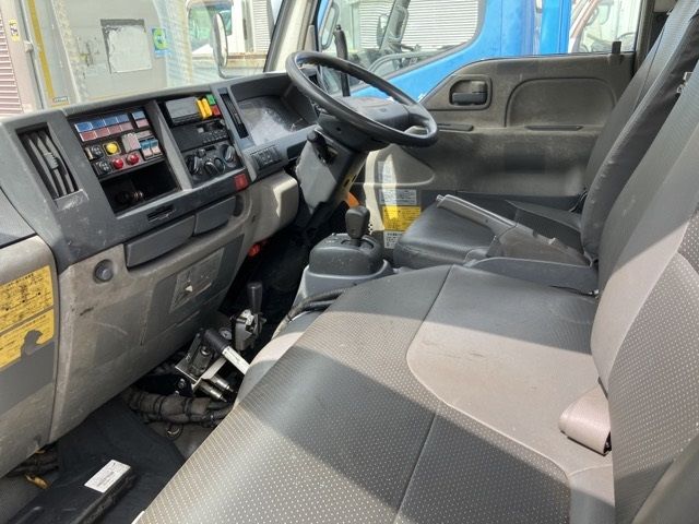2009 Isuzu Elf 3-Ten Dump auction photo 5