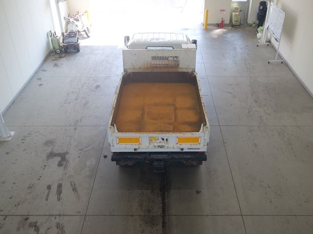 2009 Isuzu Elf 3-Ten Dump auction photo 3