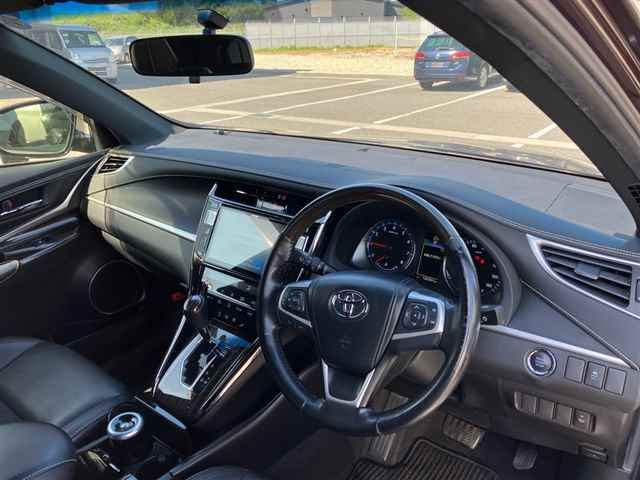 2017 Toyota Harrier エレガンス auction photo 3