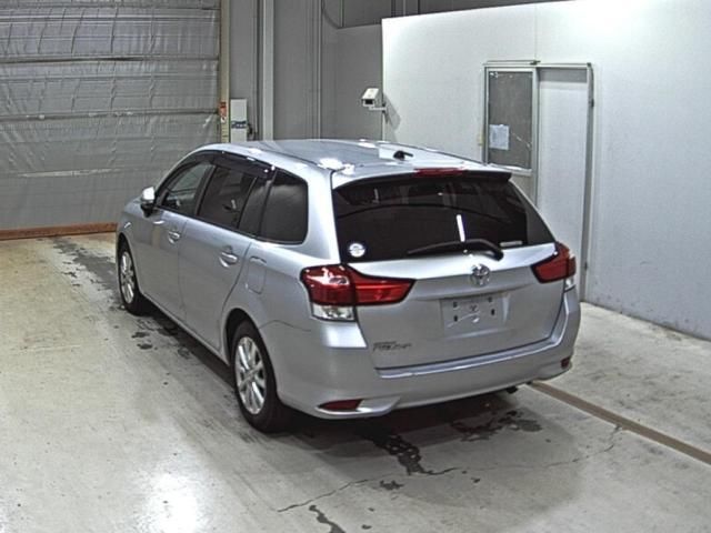2021 Toyota Corolla Fielder EX auction photo 2