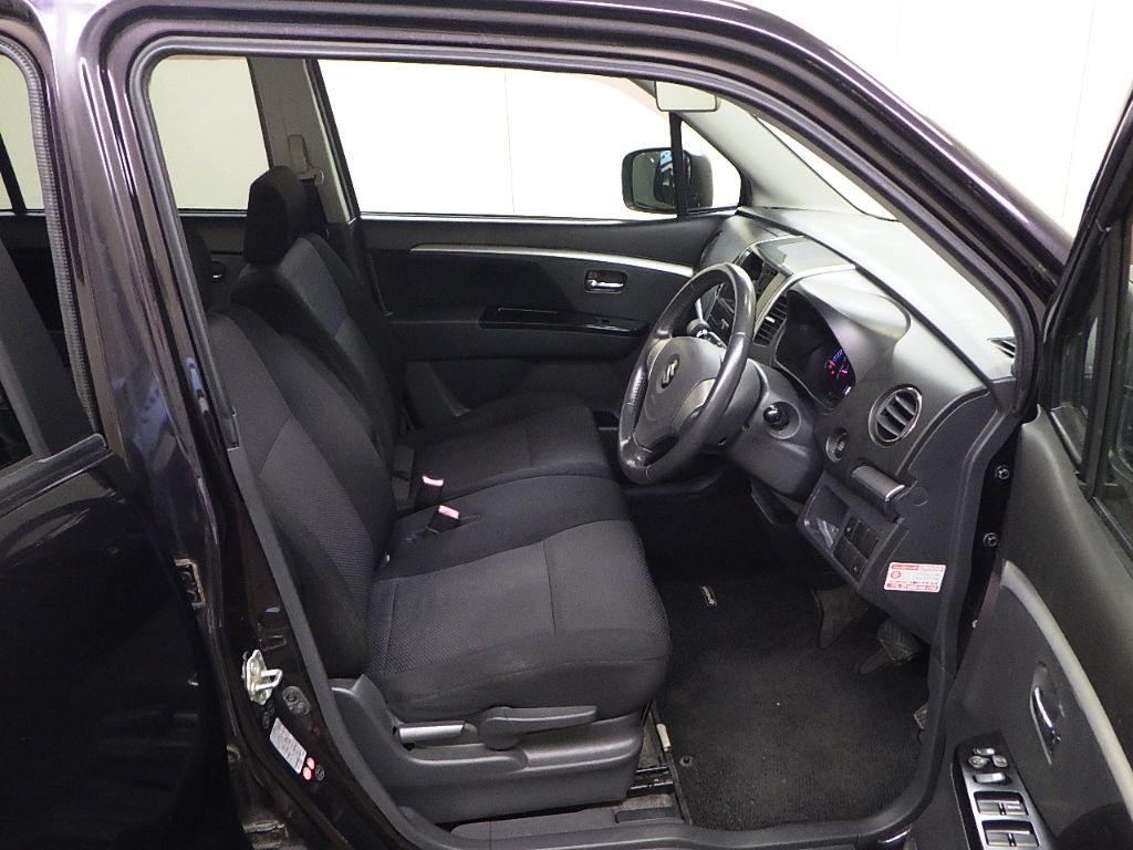 2010 Suzuki Wagon R 4WD スティングレーX auction photo 6