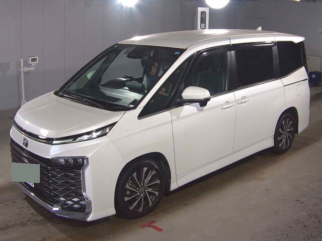 2023 Toyota Voxy S-Z auction photo 4