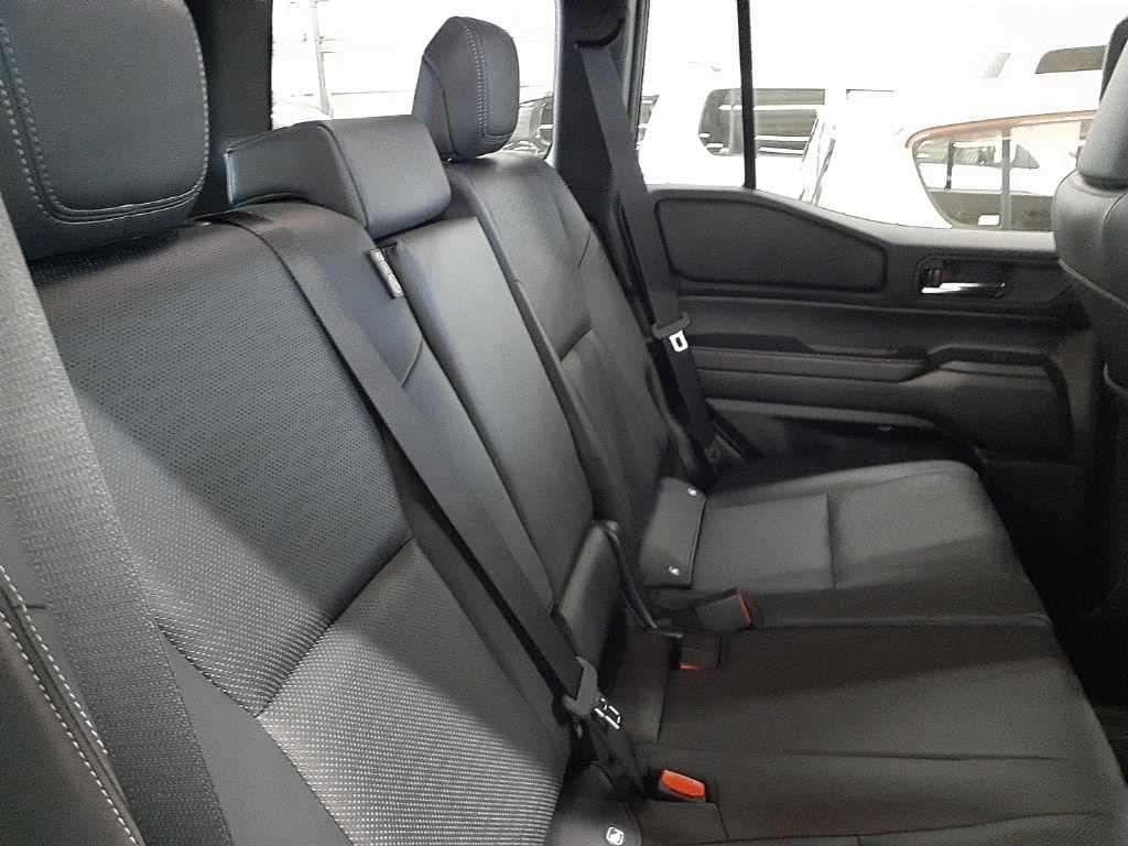 2025 Toyota Land Cruiser 250 VX 4WD auction photo 11