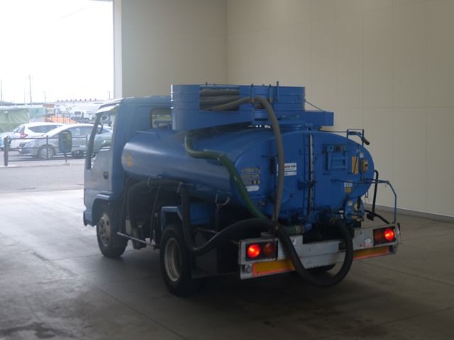 2005 Isuzu Elf バキューム auction photo 2