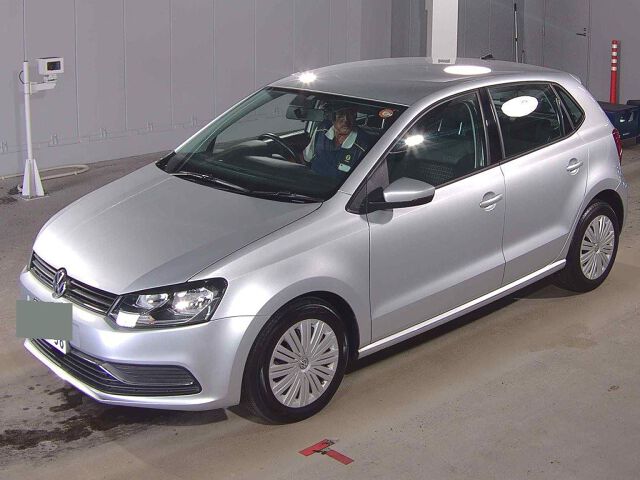 2016 Volkswagen ポロ TSIコンフォートライン auction photo 4