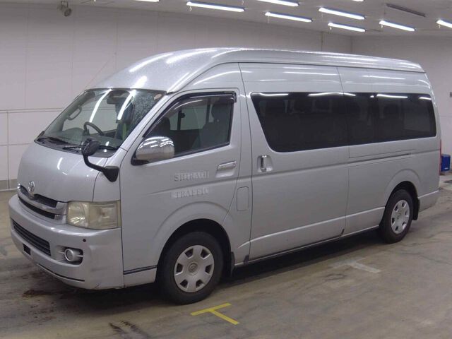 2006 Toyota Hiace グランドキャビン 4WD auction photo 4