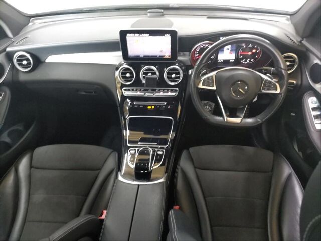 2017 Mercedes-Benz GLC GLC220D4 M Sport 4WD auction photo 3
