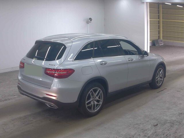 2017 Mercedes-Benz GLC GLC220D4 M Sport 4WD auction photo 5