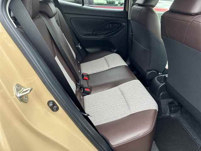 2023 Toyota Yaris Cross Z 4WD auction photo 7