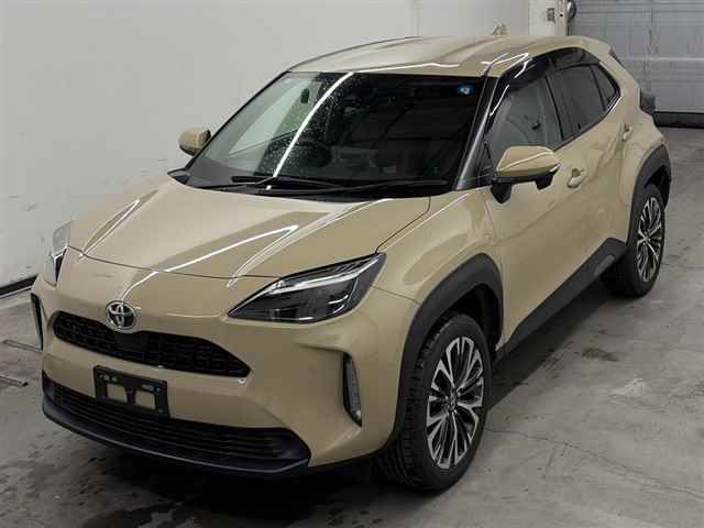 2023 Toyota Yaris Cross Z 4WD auction photo 4