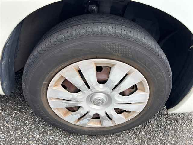 2009 Nissan Serena auction photo 8