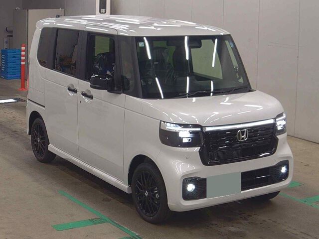 2026 Honda N-BOX Turbo Black Style 4WD Japan auction vehicle