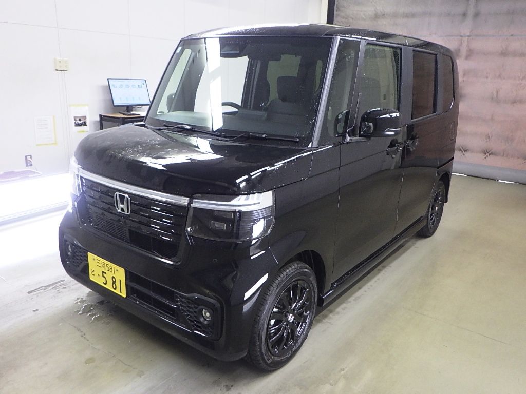 2026 Honda N-BOX Custom Black Style auction photo 4