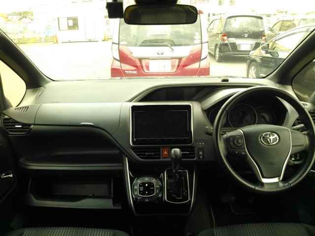 2019 Toyota Voxy ZSキラメキII auction photo 8