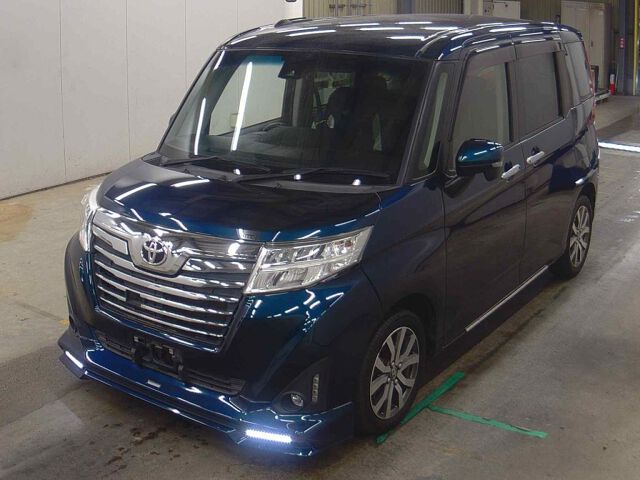 2017 Toyota Roomy Custom G-T auction photo 4