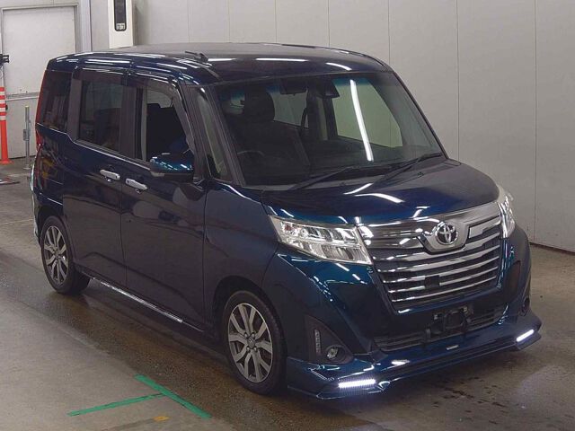 2017 Toyota Roomy Custom G-T Japan auction vehicle