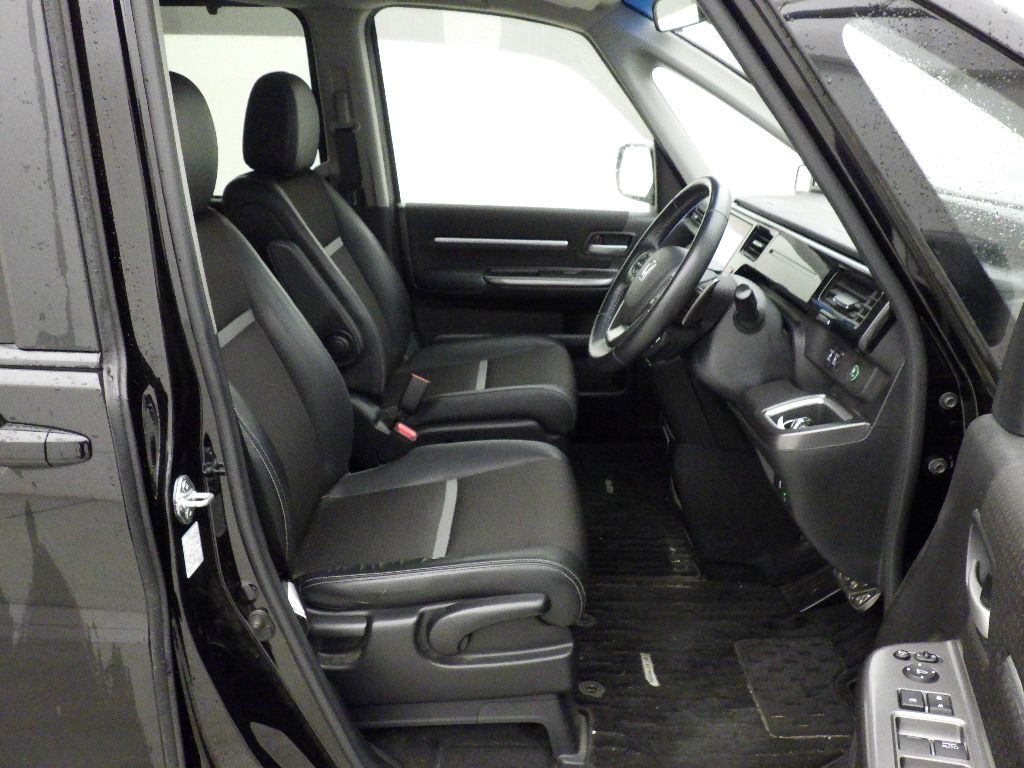 2022 Honda Stepwgn 4WD クールスピリットホンダセンシング 7人 auction photo 6