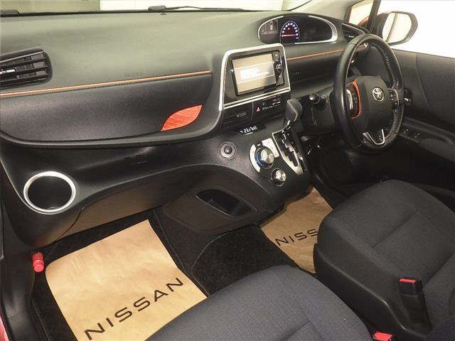 2018 Toyota Sienta G auction photo 4