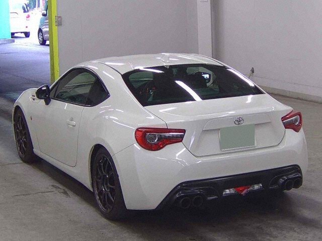 2017 Toyota 86 GT auction photo 2