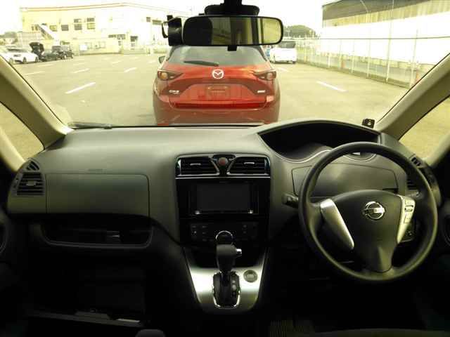 2015 Nissan Serena 20X Sハイブリッド auction photo 8