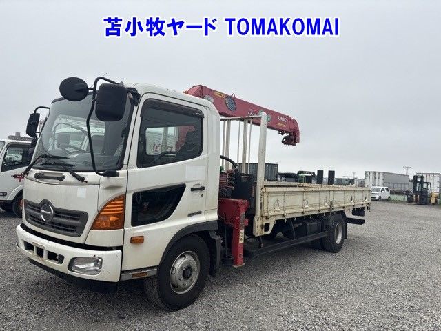 Japan Auction Vehicles 22 2016 Hino Ranger Flat crane, 5-tier auction photo