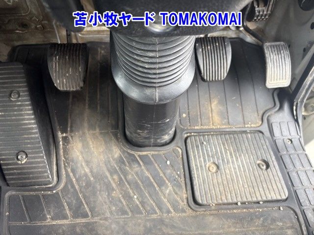 2016 Hino Ranger Flat crane, 5-tier auction photo 4