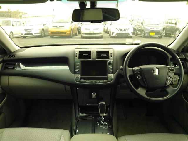 2009 Toyota Crown ハイブリッドスタンダードパッケ auction photo 8