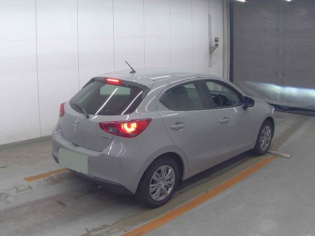 2023 Mazda 2 15C auction photo 5