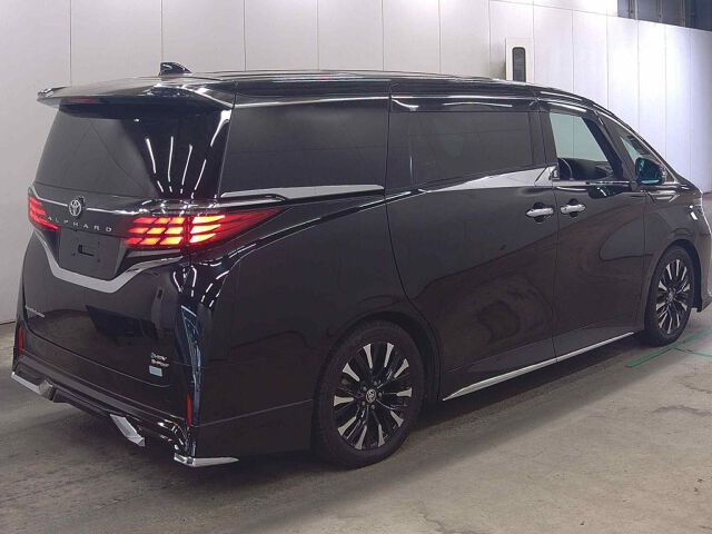 2024 Toyota Alphard Executive Lounge 4WD auction photo 5