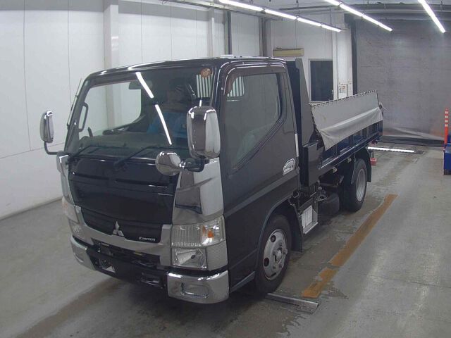 2017 Mitsubishi Fuso Canter dump auction photo 4