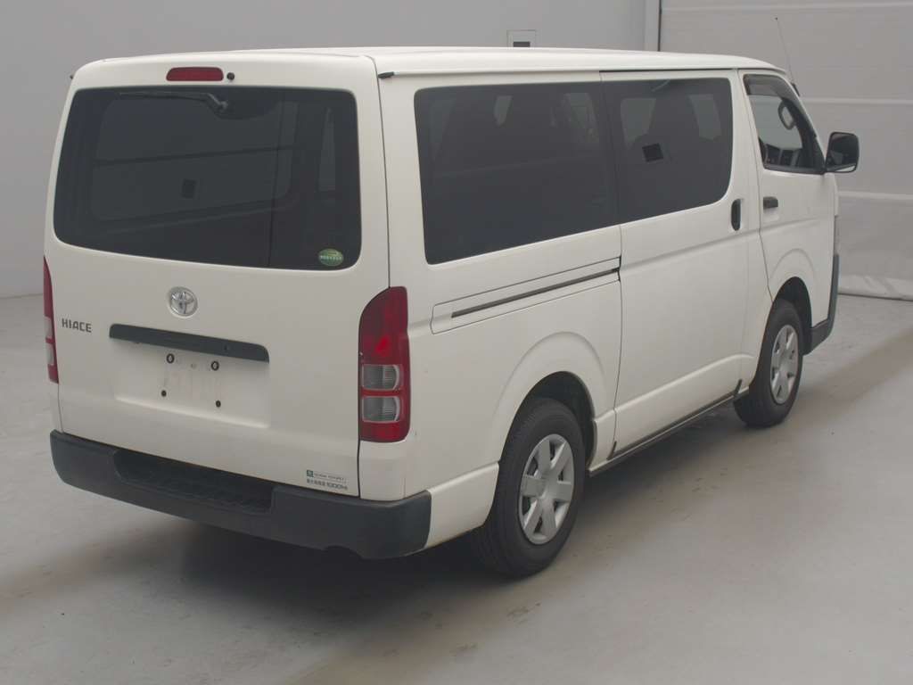 2018 Toyota Hiace ロングDX 4WD auction photo 2