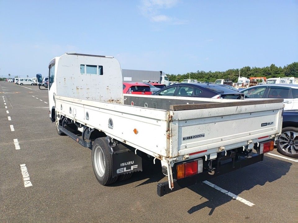2018 Isuzu Elf auction photo 6