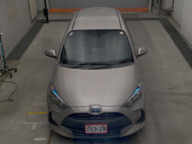 2021 Toyota Yaris Hybrid X auction photo 6