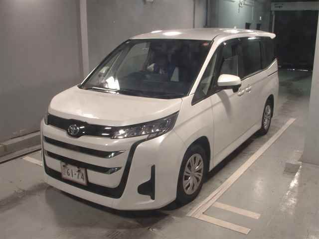 2025 Toyota Noah X auction photo 4