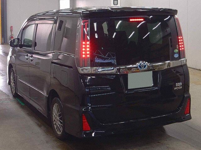 2018 Toyota Noah HV SI WXB auction photo 2