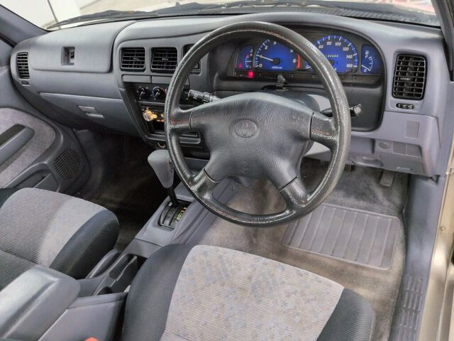 2003 Toyota ハイラックススポーツピックアップ Extra Cab auction photo 6