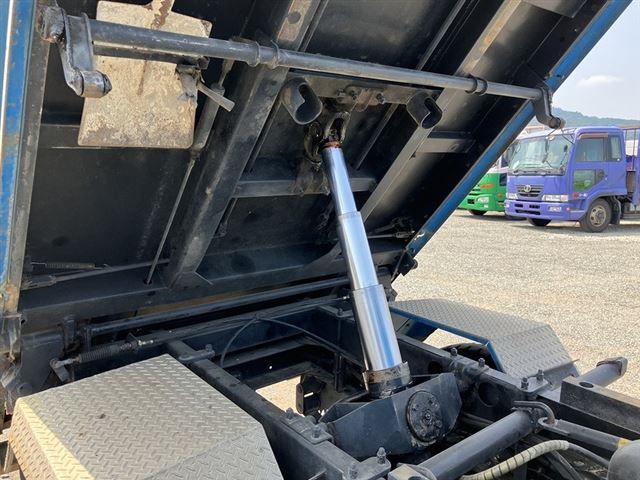 1999 Mitsubishi Fuso Canter ダンプ auction photo 5