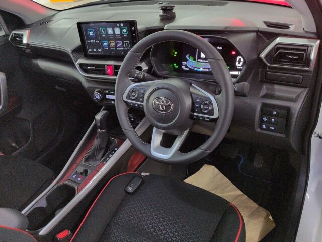 2025 Toyota Raize ハイブリッドZ auction photo 3