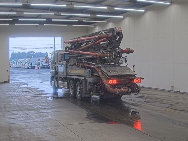 2017 Hino Profia Concrete Work Pump auction photo 2