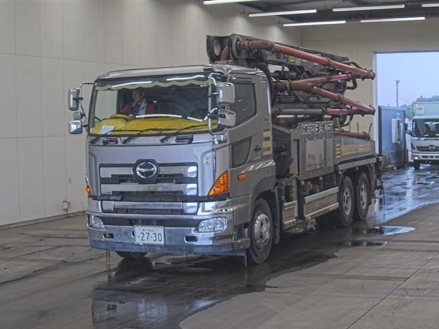 2017 Hino Profia Concrete Work Pump Japan auction vehicle