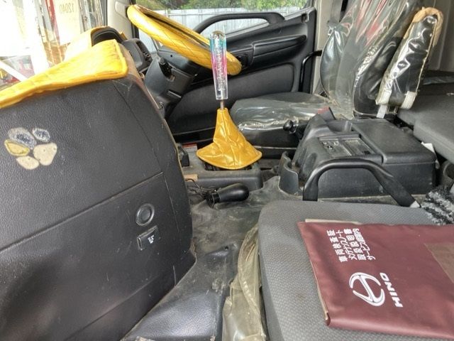 2017 Hino Profia Concrete Work Pump auction photo 5