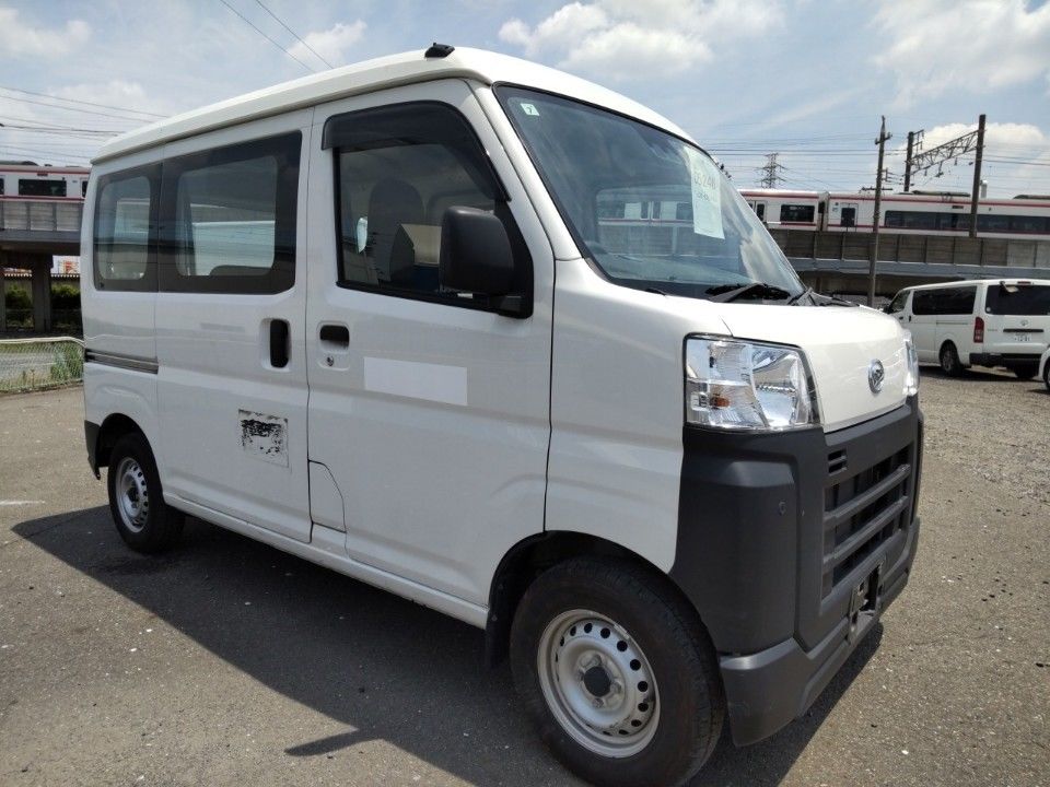 2022 Daihatsu ハイゼット カーゴ auction photo 4