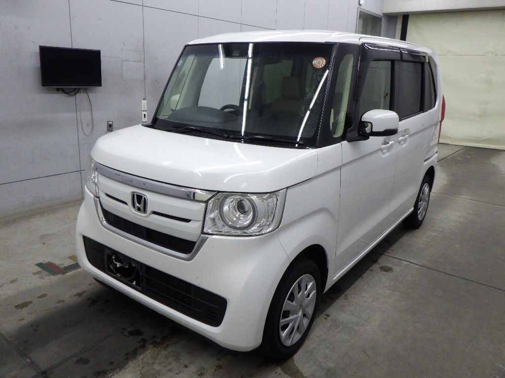 2019 Honda N-BOX 4WD G Lホンダセンシング auction photo 4