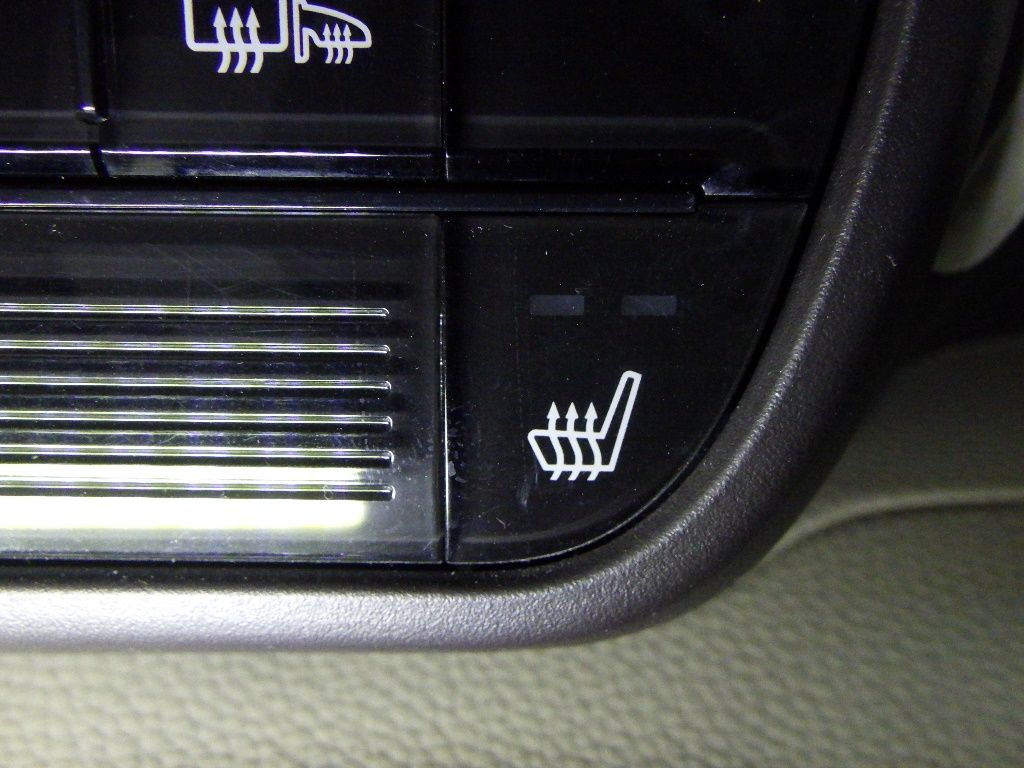 2019 Honda N-BOX 4WD G Lホンダセンシング auction photo 8